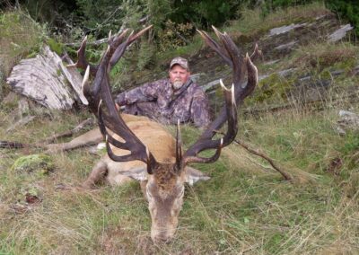 Red stag trophy taken by a hunter at Lahar (24)